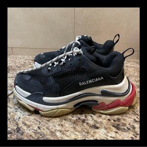 Balenciaga Men’s Triple S Sneaker 'Black Red’